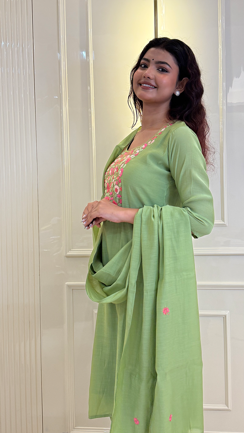 Green Knot Work Dupatta Set
