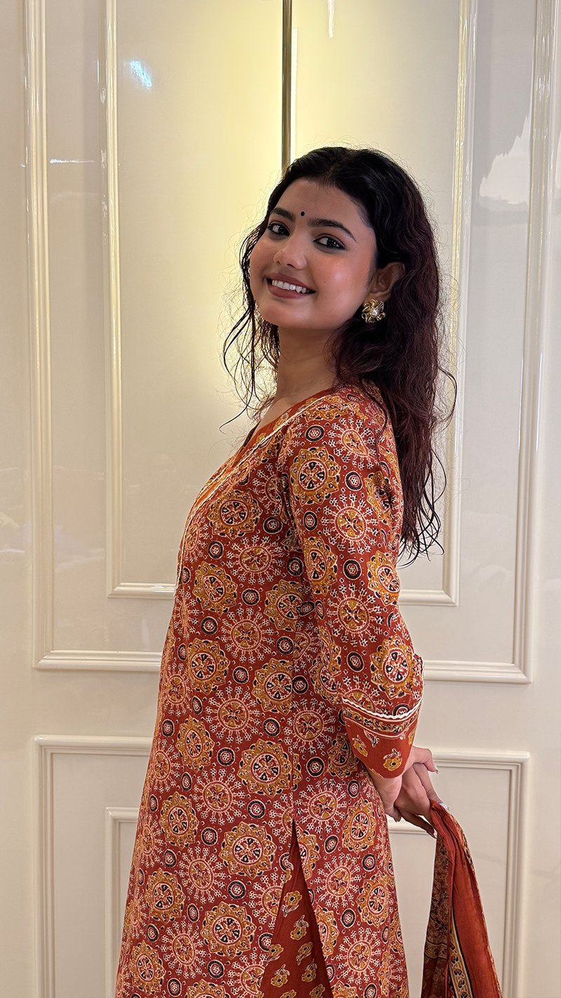 Rust Stright Dupatta Set