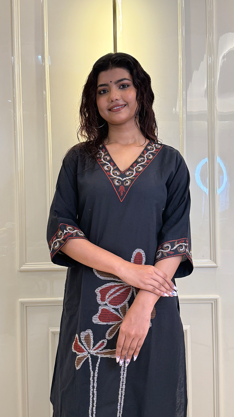 V Long Khadi Cross Stitch Set