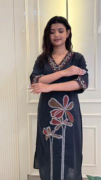 V Long Khadi Cross Stitch Set