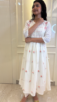 White Flower Smokey Dupatta Set