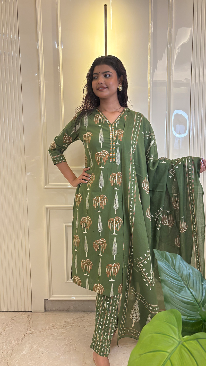 V Neck Green Budget Set