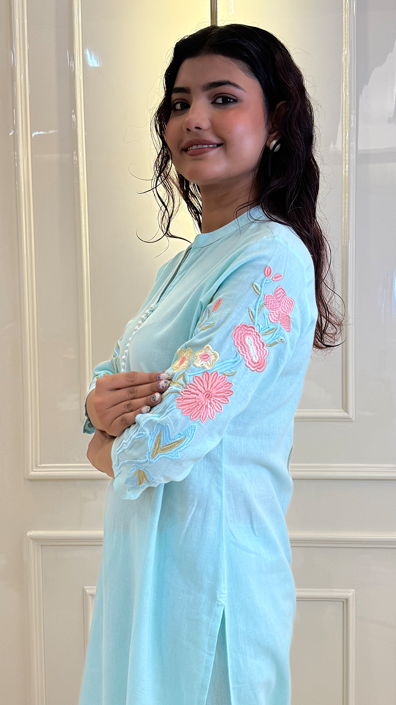 Ice Blue Thread Flower Set
