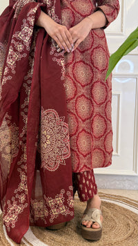 Illussion Print Red Dupatta Set