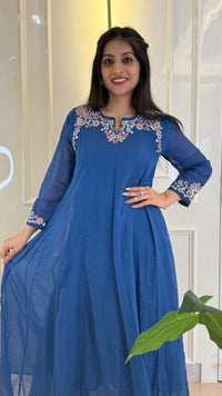 Mul Dupatta Aline Set