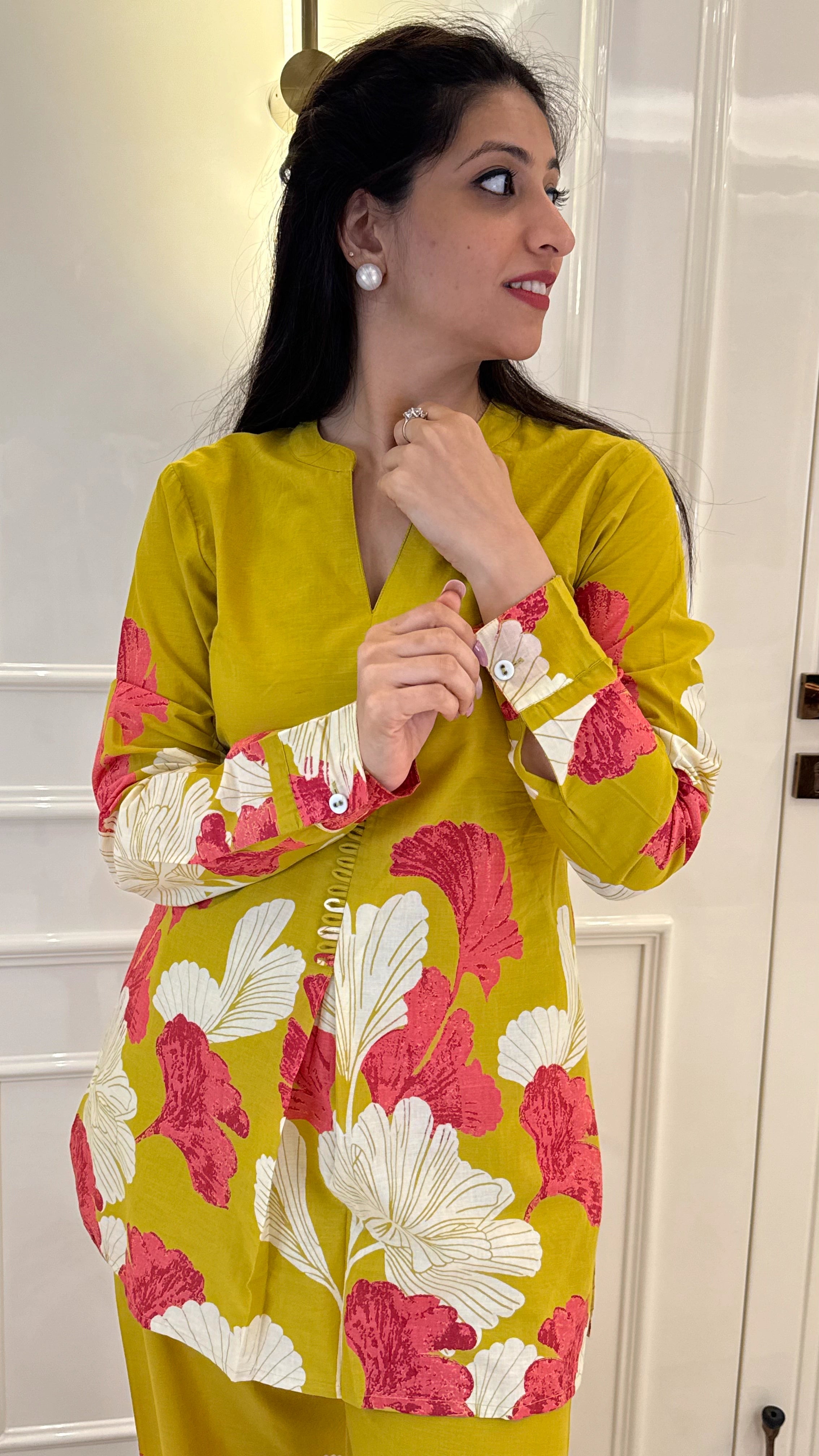 Leaf Multicolour With Mustard Cords