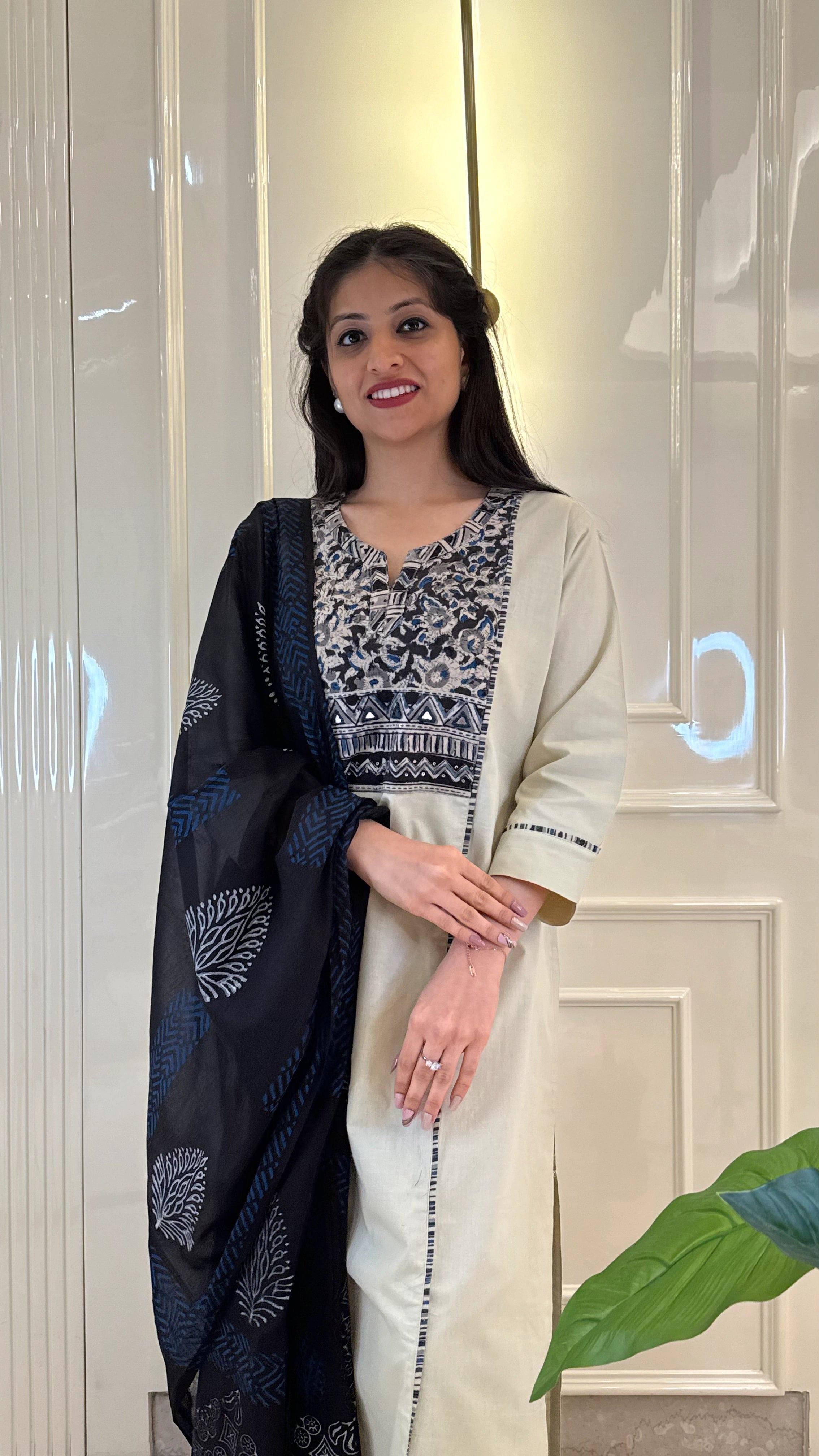 Soild Beige Straight Dupatta Set