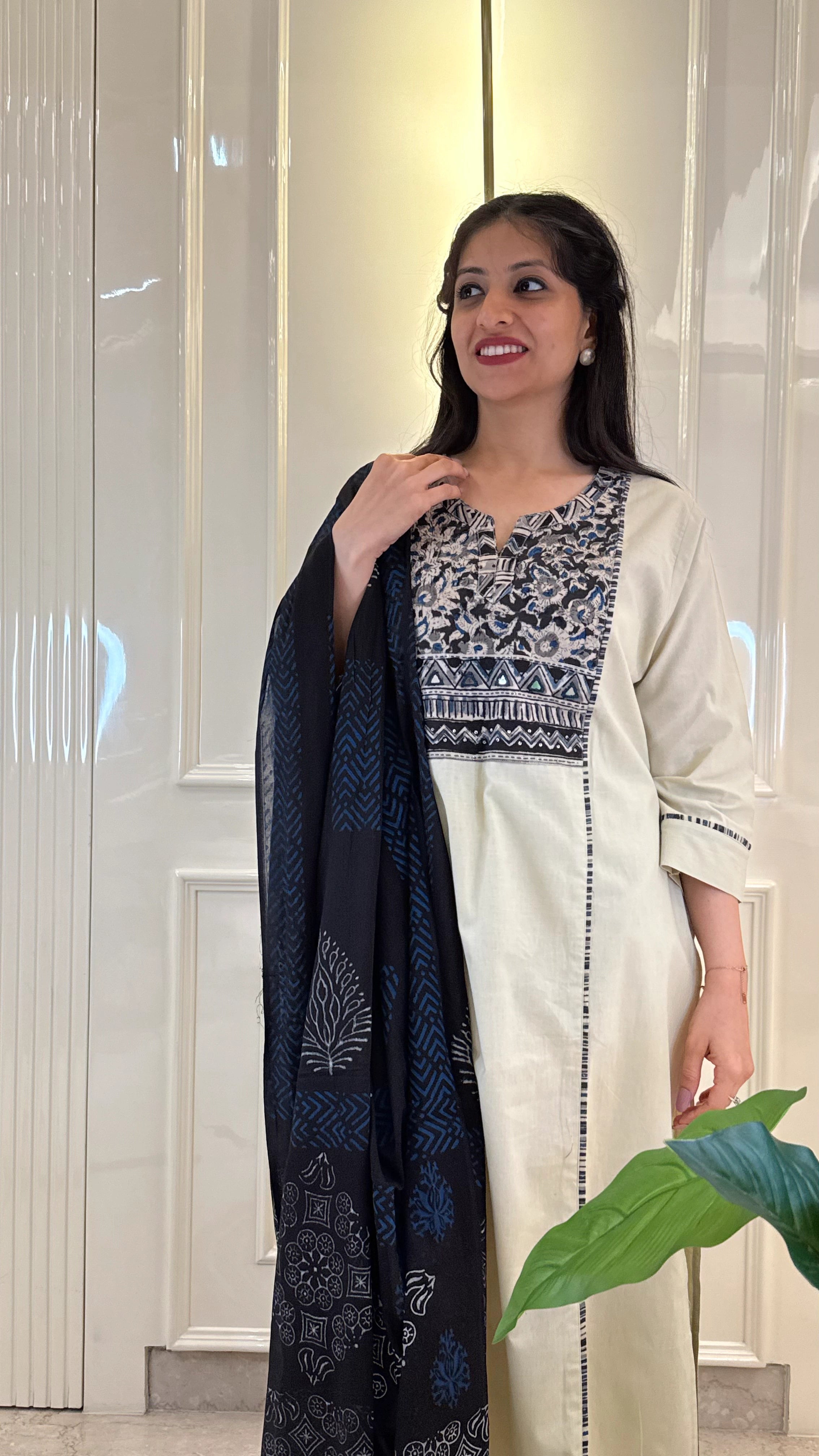 Soild Beige Straight Dupatta Set